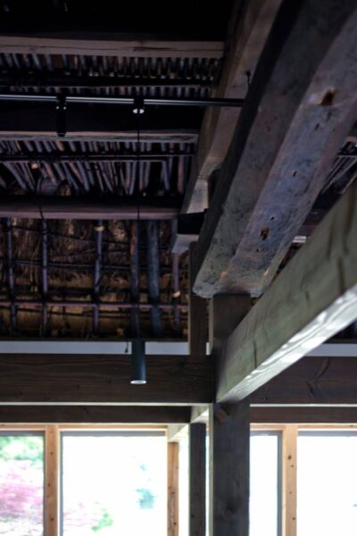 力強い古民家の構造美
